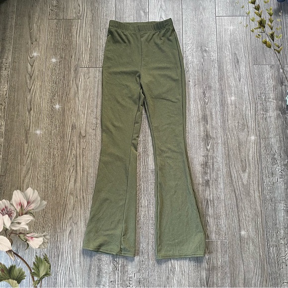 Green knit textured flare bootcut pants - Picture 1 of 3
